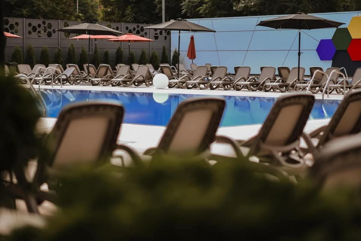 Piscină & relaxare — poza 4